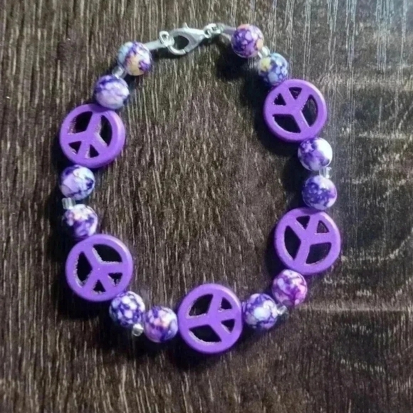 Purple Peace Sign Bracelet - Picture 2 of 3